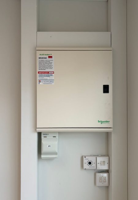 f8b72bc0-d5e0-4d45-b919-28bd7a9c9831